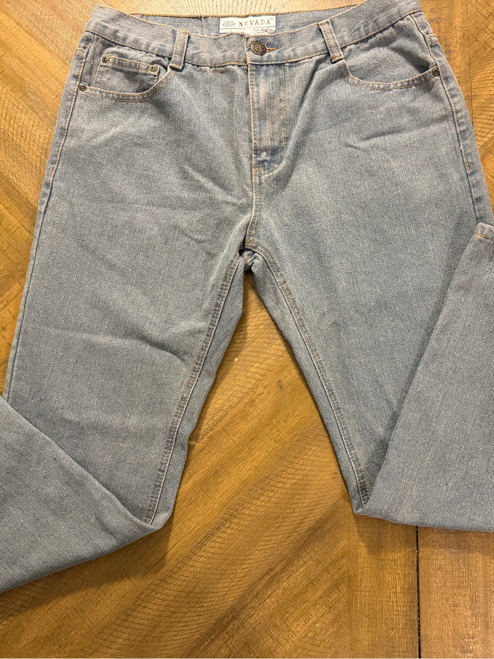 Straight leg Fit Men’s Jeans in Light Blue Denim